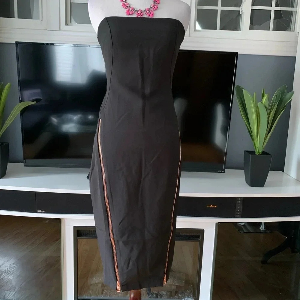 **NEW Listicle Strapless Fitted Dress